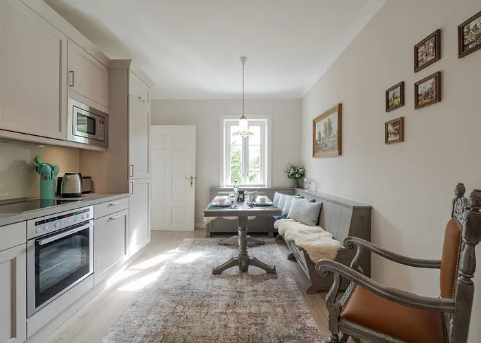 Haus Flora Appartement *